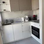 Modern Palm Beach T1 Apt Right Next To The Sea